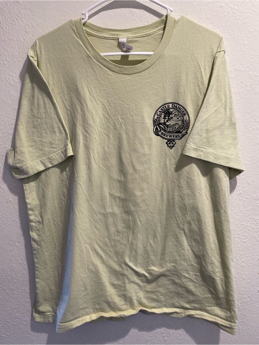 Castle Danger Brewery Graphic Tee Pale Lime Green XL